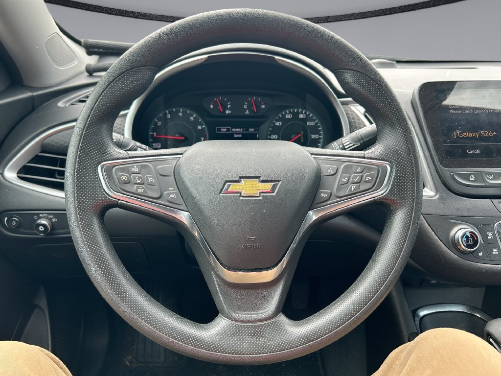 Used 2025 Chevrolet Malibu LT FWD image 14