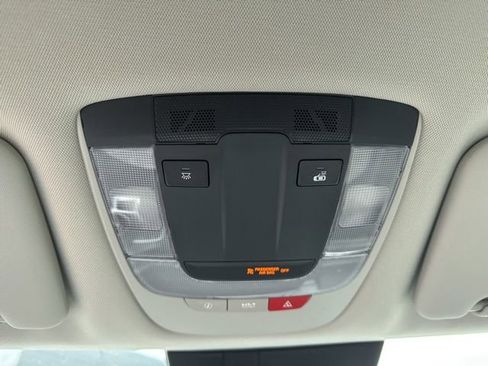 Used 2023 Kia Sportage EX image 29