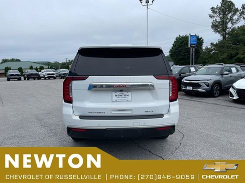 Used 2023 GMC Yukon XL SLT AWD/4WD image 14