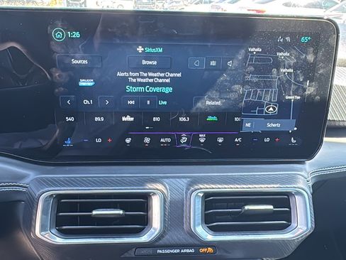 Used 2024 Ford Mustang GT Premium image 16