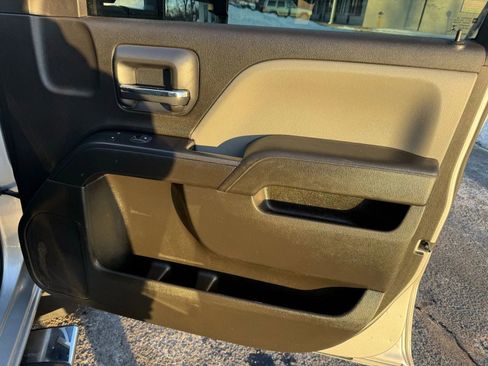 Used 2018 Chevrolet Silverado 2500 W/T w/ Snow Plow Prep Package image 38