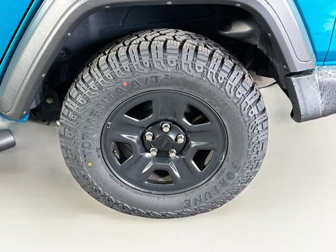 Used 2020 Jeep Wrangler Unlimited Sport image 11