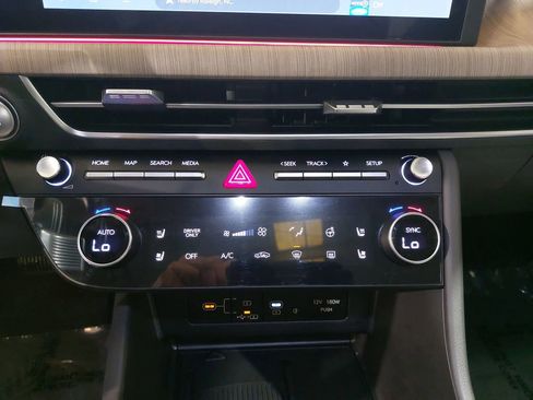 Certified 2025 Hyundai Sonata Limited image 25