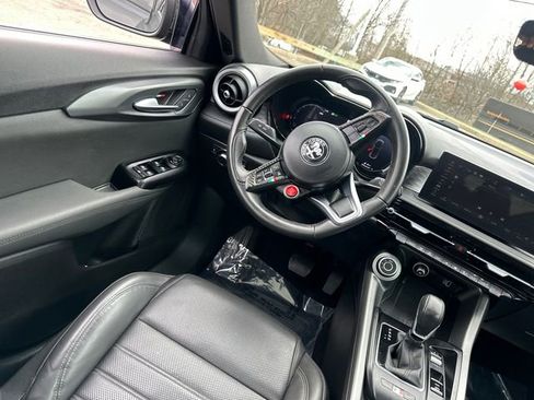 Used 2024 Alfa Romeo Tonale Sprint w/ Premium Interior Package AWD/4WD image 20