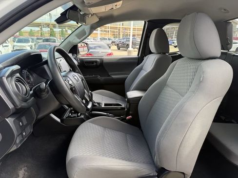 Used 2022 Toyota Tacoma SR w/ SX Package RWD image 23