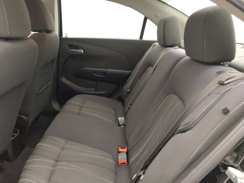 Used 2019 Chevrolet Sonic LT w/ Convenience Package image 18