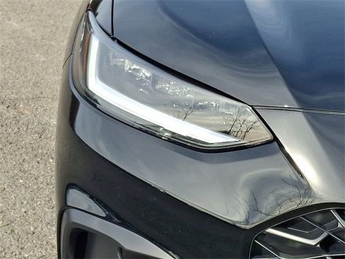 Used 2024 Honda HR-V LX image 9