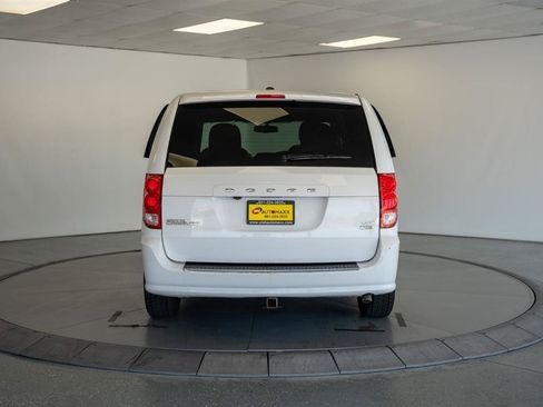 Used 2018 Dodge Grand Caravan GT FWD image 5