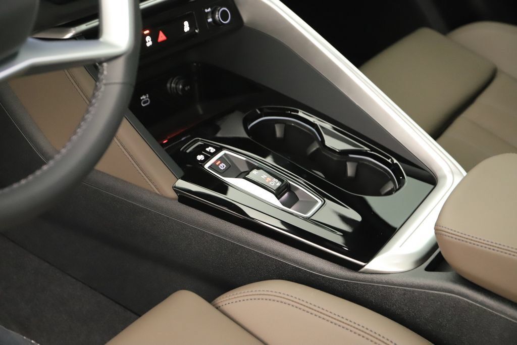 New 2026 Audi Q5 Premium Plus AWD/4WD image 17