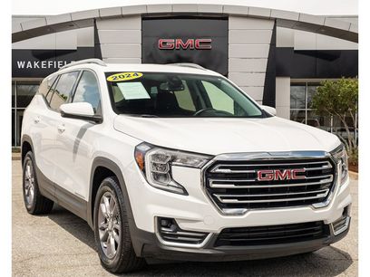 Used 2024 GMC Terrain SLT
