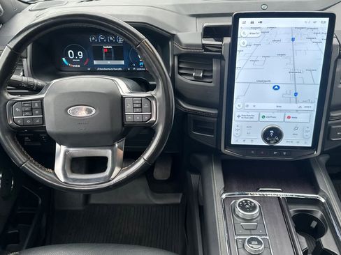 Certified 2023 Ford Expedition Platinum image 14