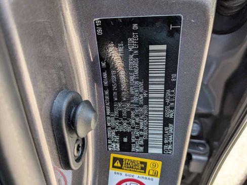 Used 2019 Toyota Highlander Limited AWD/4WD image 27
