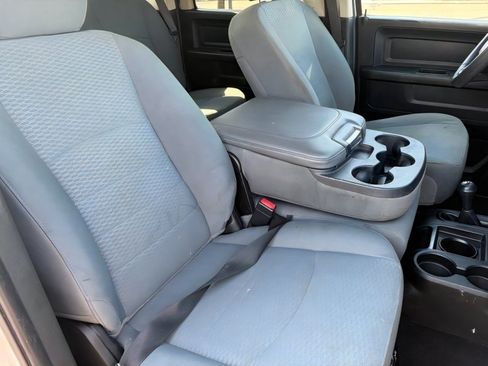 Used 2018 RAM 2500 Tradesman w/ Chrome Appearance Group AWD/4WD image 10