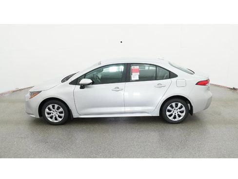 New 2026 Toyota Corolla LE image 3