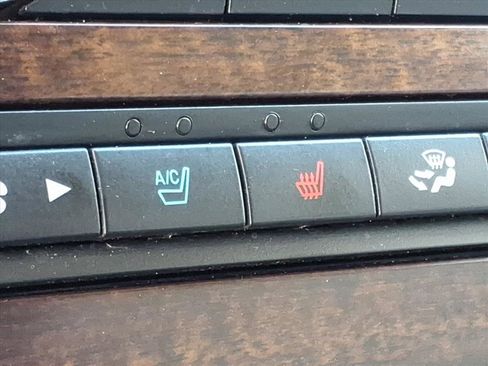 Used 2014 Ford Expedition EL XLT w/ Equipment Group 202A image 10