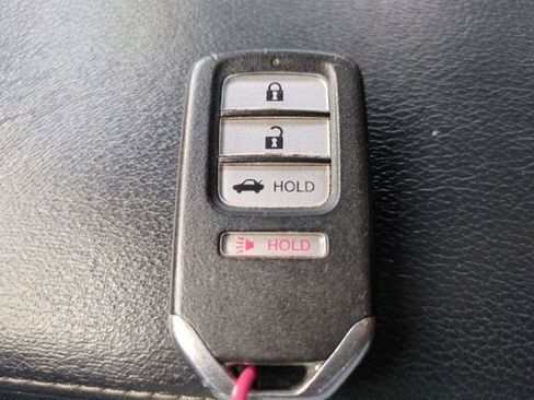 Used 2018 Honda Accord Sport image 28