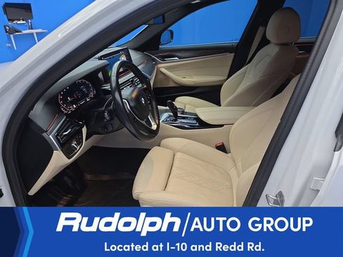 Used 2021 BMW 530i w/ Convenience Package RWD image 9