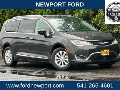 Used 2018 Chrysler Pacifica Touring-L w/ Advanced Safetytec Group