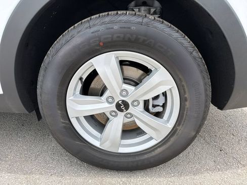 New 2026 Kia Sorento LX FWD image 25