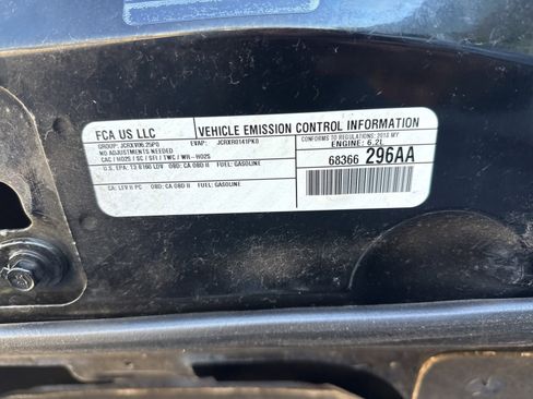 Used 2018 Dodge Challenger SRT Hellcat image 10