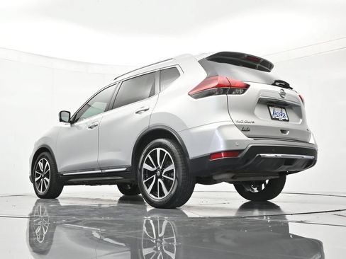Used 2019 Nissan Rogue SL FWD image 43
