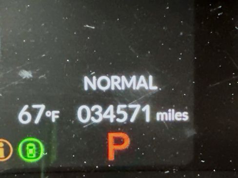 Used 2025 Honda Civic Sport image 31