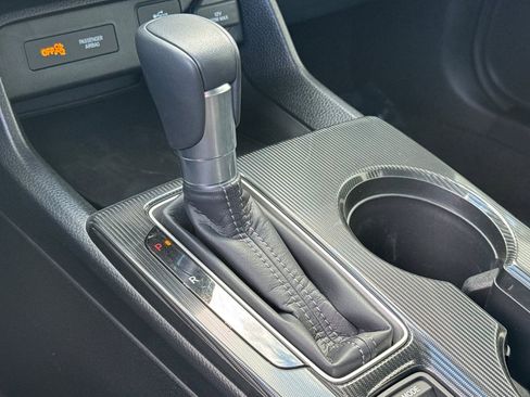 Used 2024 Honda Civic Sport image 19