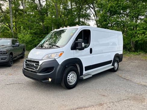 Used 2025 RAM ProMaster 2500 w/ U-Haul Equipment Group FWD image 2