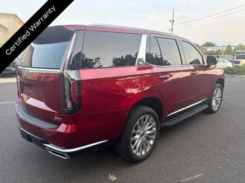 Used 2023 Cadillac Escalade Premium Luxury AWD/4WD image 4