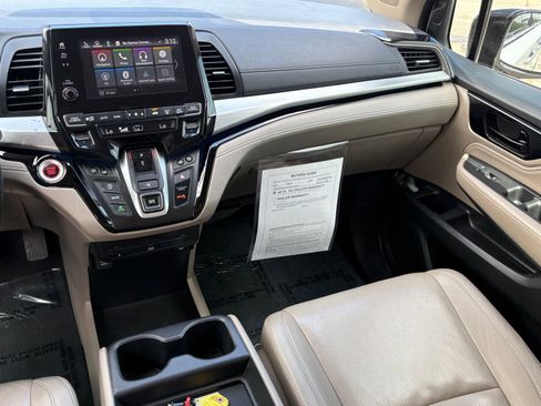 Used 2020 Honda Odyssey Elite image 16