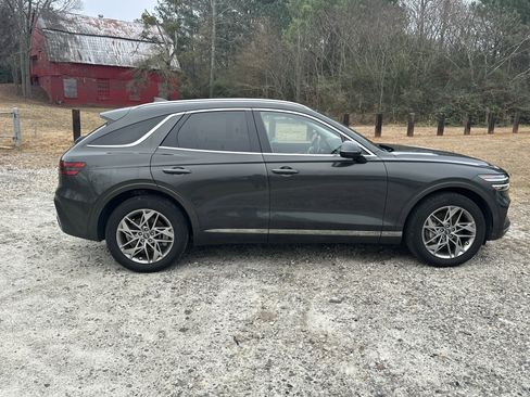 Used 2025 Genesis GV70 2.5T image 4