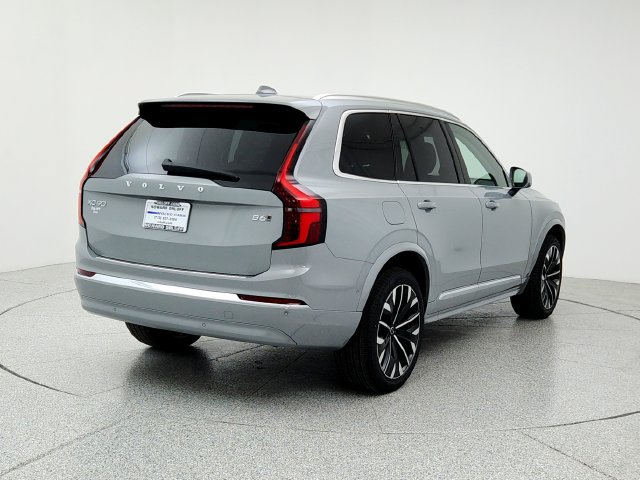 New 2026 Volvo XC90 B6 Plus w/ Protection Package Premier AWD/4WD image 5