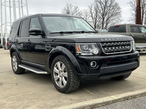 Used 2015 Land Rover LR4 HSE image 4