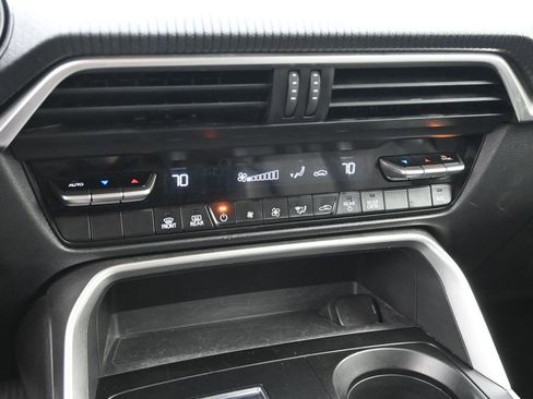 Used 2024 MAZDA CX-90 3.3 Turbo w/ Select Package image 19