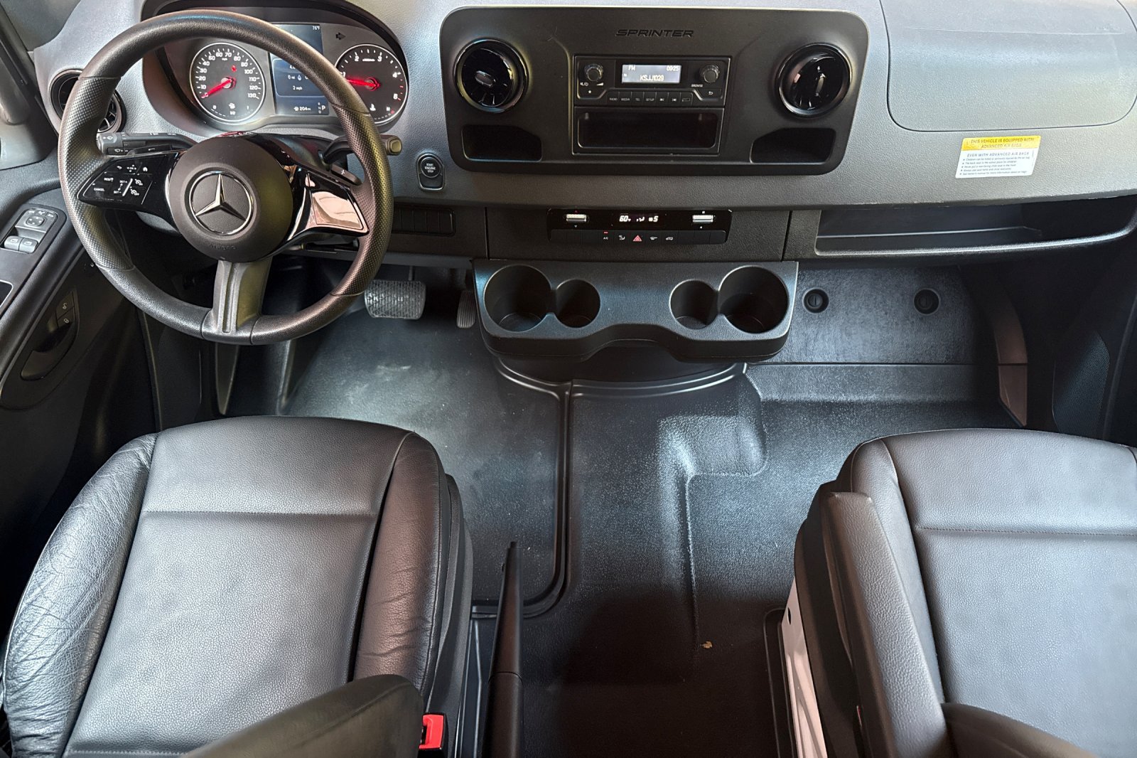 Used 2025 Mercedes-Benz Sprinter 2500 image 17