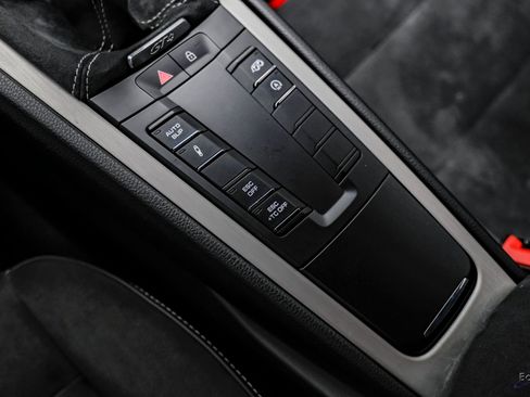 Used 2020 Porsche 718 Cayman GT4 image 63