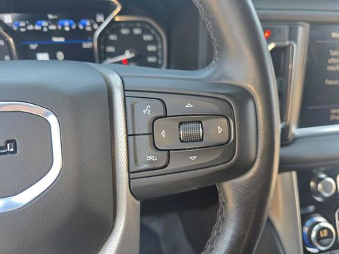 Used 2021 GMC Yukon XL Denali AWD/4WD image 16