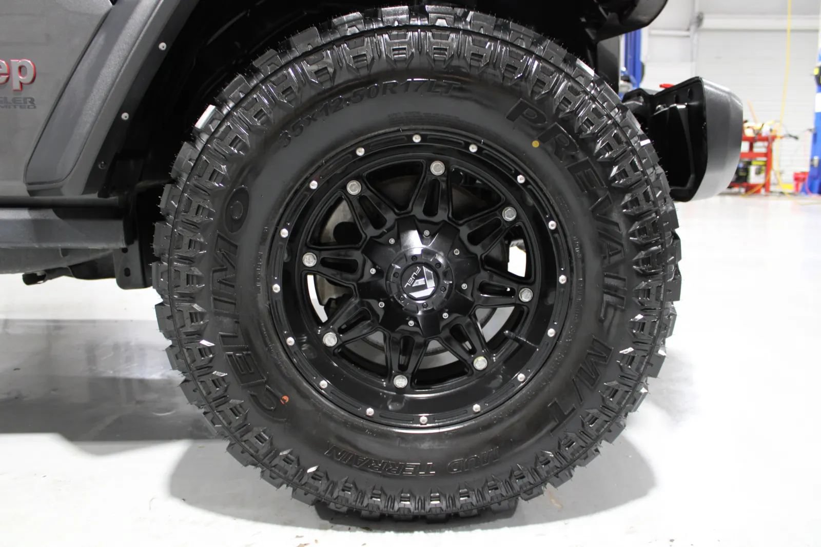 Used 2022 Jeep Wrangler Unlimited Rubicon w/ LED Lighting Group AWD/4WD image 27