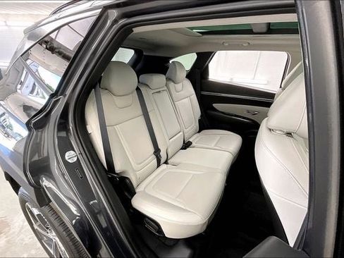 Certified 2024 Hyundai Tucson Limited FWD image 19