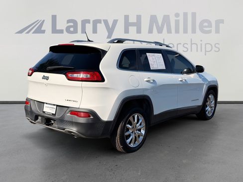 Used 2014 Jeep Cherokee Limited w/ Luxury Group image 6