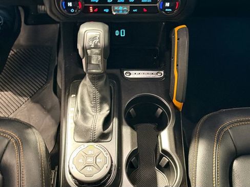 Used 2023 Ford Bronco Badlands image 16