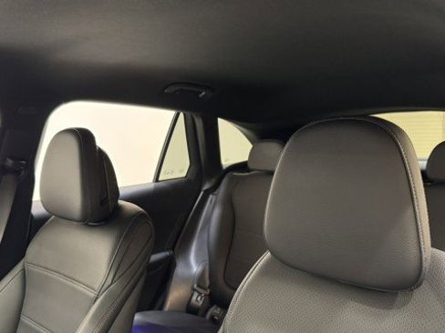 Certified 2025 Mercedes-Benz GLC 300 image 22