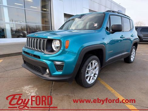 Used 2022 Jeep Renegade Latitude w/ Convenience Group image 1