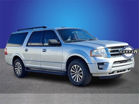 Used 2017 Ford Expedition EL XLT image 3