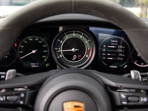 Certified 2025 Porsche 911 Turbo S AWD/4WD image 14