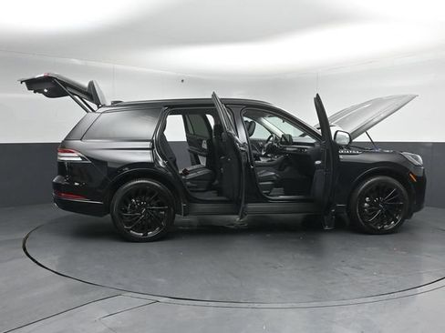 Certified 2025 Lincoln Aviator Reserve w/ Equipment Group 201A AWD/4WD image 60
