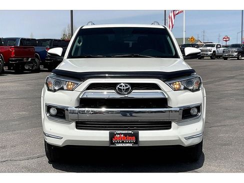 Used 2015 Toyota 4Runner Limited AWD/4WD image 3