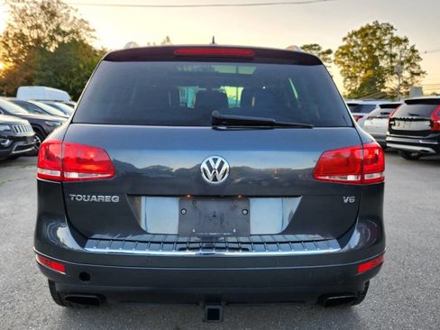 Used 2012 Volkswagen Touareg Executive image 13