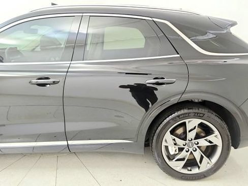 Used 2025 Genesis Electrified GV70 w/ Prestige Package AWD/4WD image 23