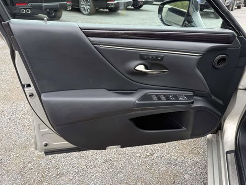 Used 2021 Lexus ES 350 Premium image 12